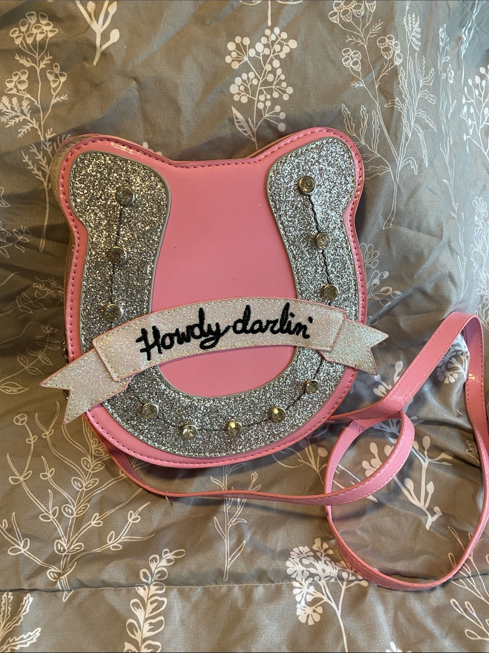Betsey Johnson Pink Glitter Horseshoe Crossbody with 'Howdy darlin' Banner